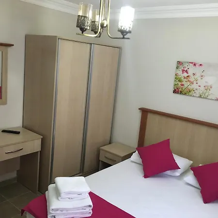 Hotel Cunda Sir *