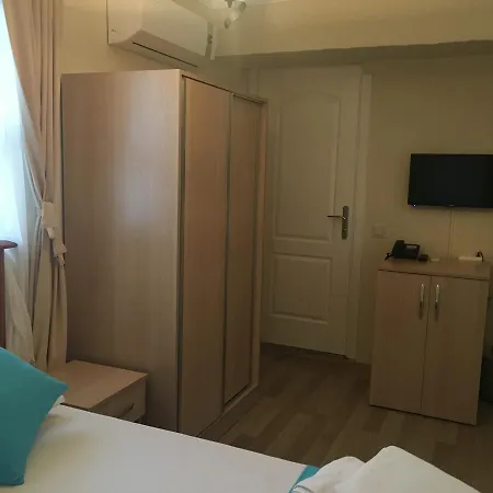 Hotel Cunda Sir *
