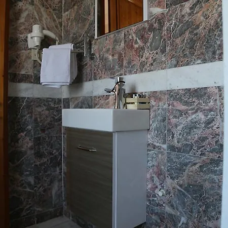 Hotel Cunda Sir *
