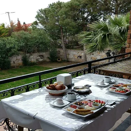 Hotel Cunda Sir *